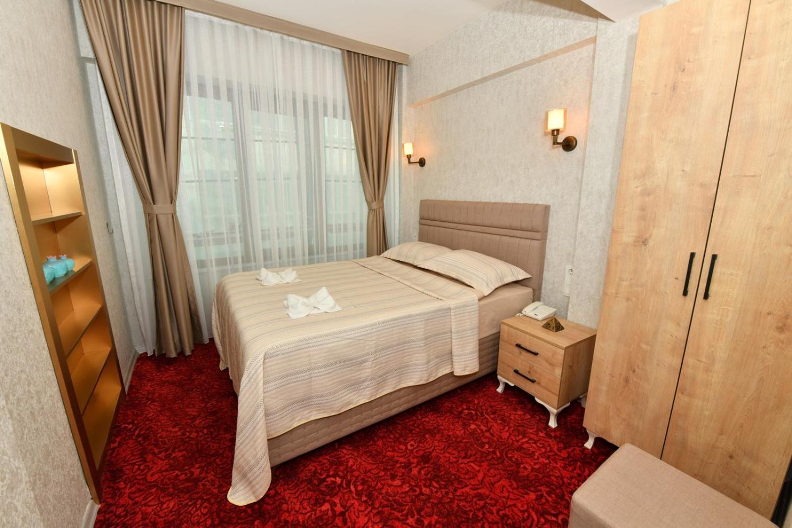 Sea Moon Hotel อิสตันบูล ภายนอก รูปภาพ